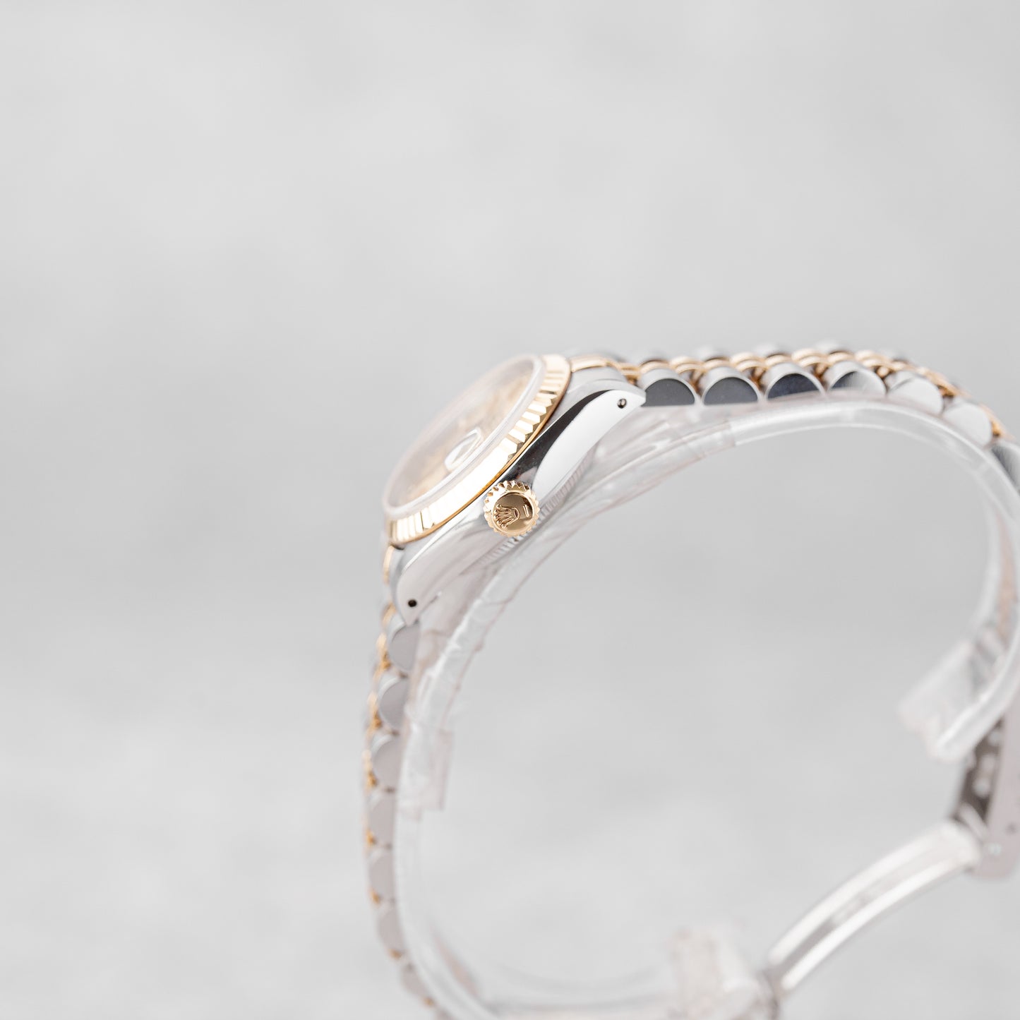 ROLEX LADY-DATEJUST 26 CHAMPAGNE DIAL REF: 69173 (1991)