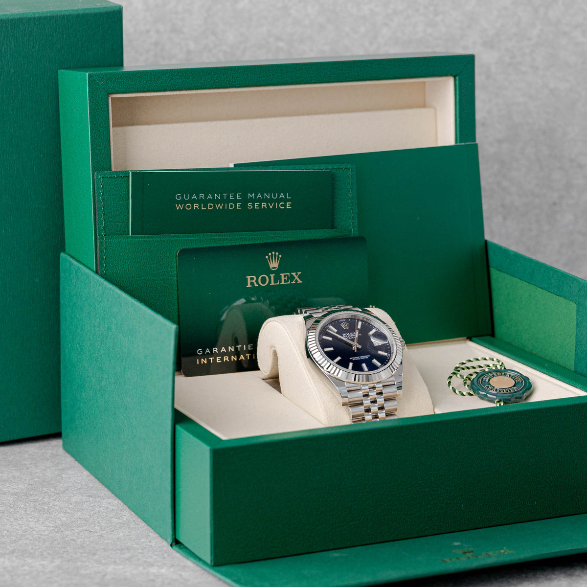 ROLEX DATEJUST 41 BLUE DIAL JUBILEE REF: 126334 (2026)