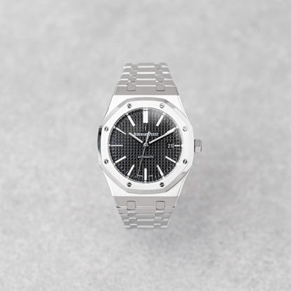AUDEMARS PIGUET ROYAL OAK 41MM BLACK REF: 15400ST (2018)