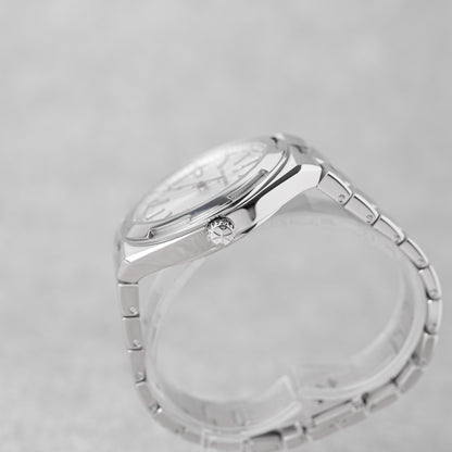 VACHERON CONSTANTIN OVERSEAS SILVER REF: 4500V/110A-B126 (2018)