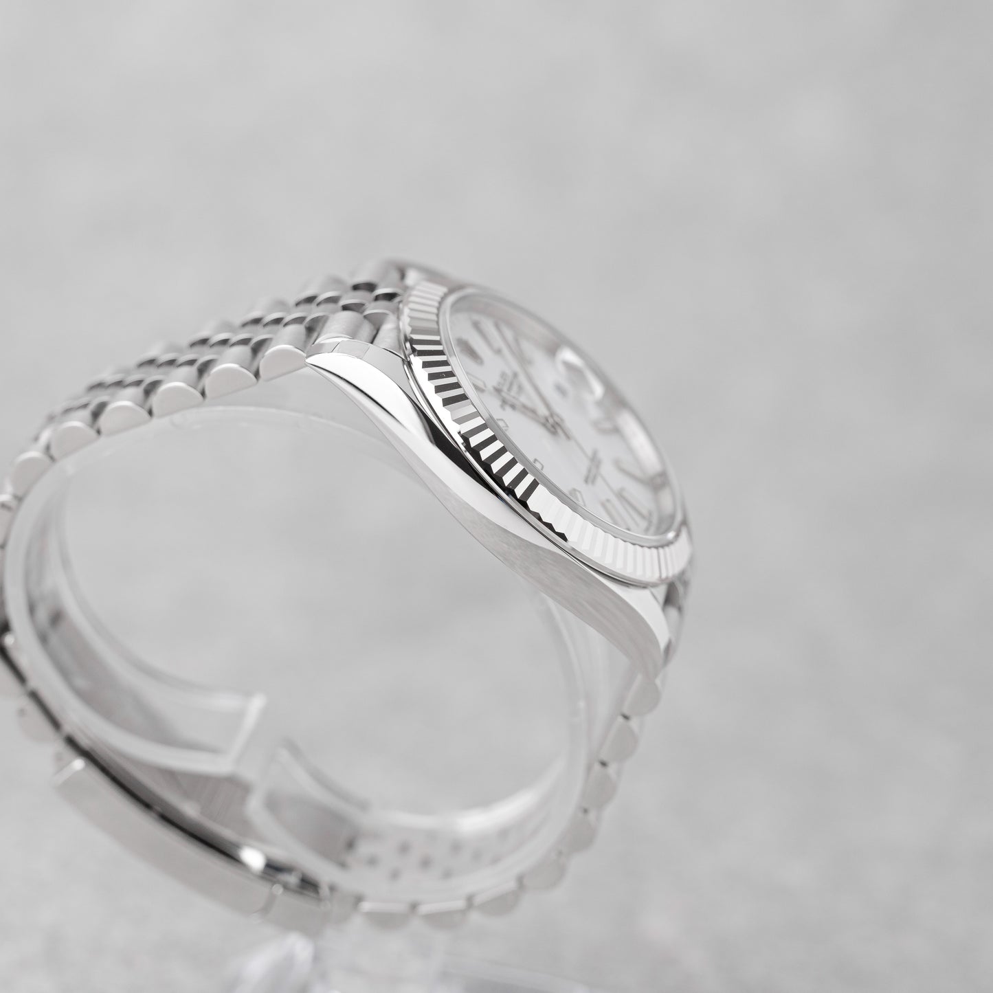 ROLEX DATEJUST 41 WHITE DIAL REF: 126334 (2025)