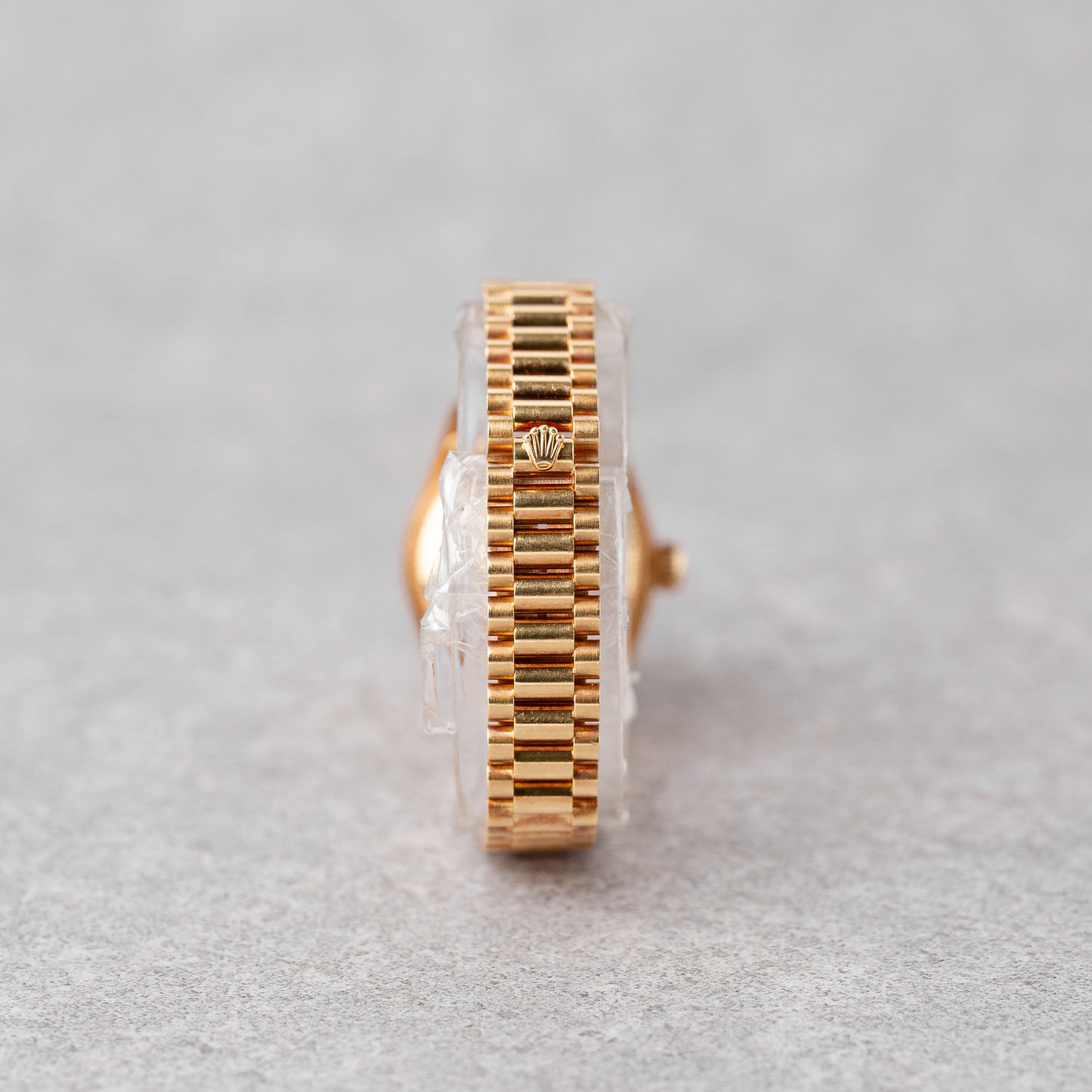 ROLEX LADY-DATEJUST 26 GOLD REF: 69178