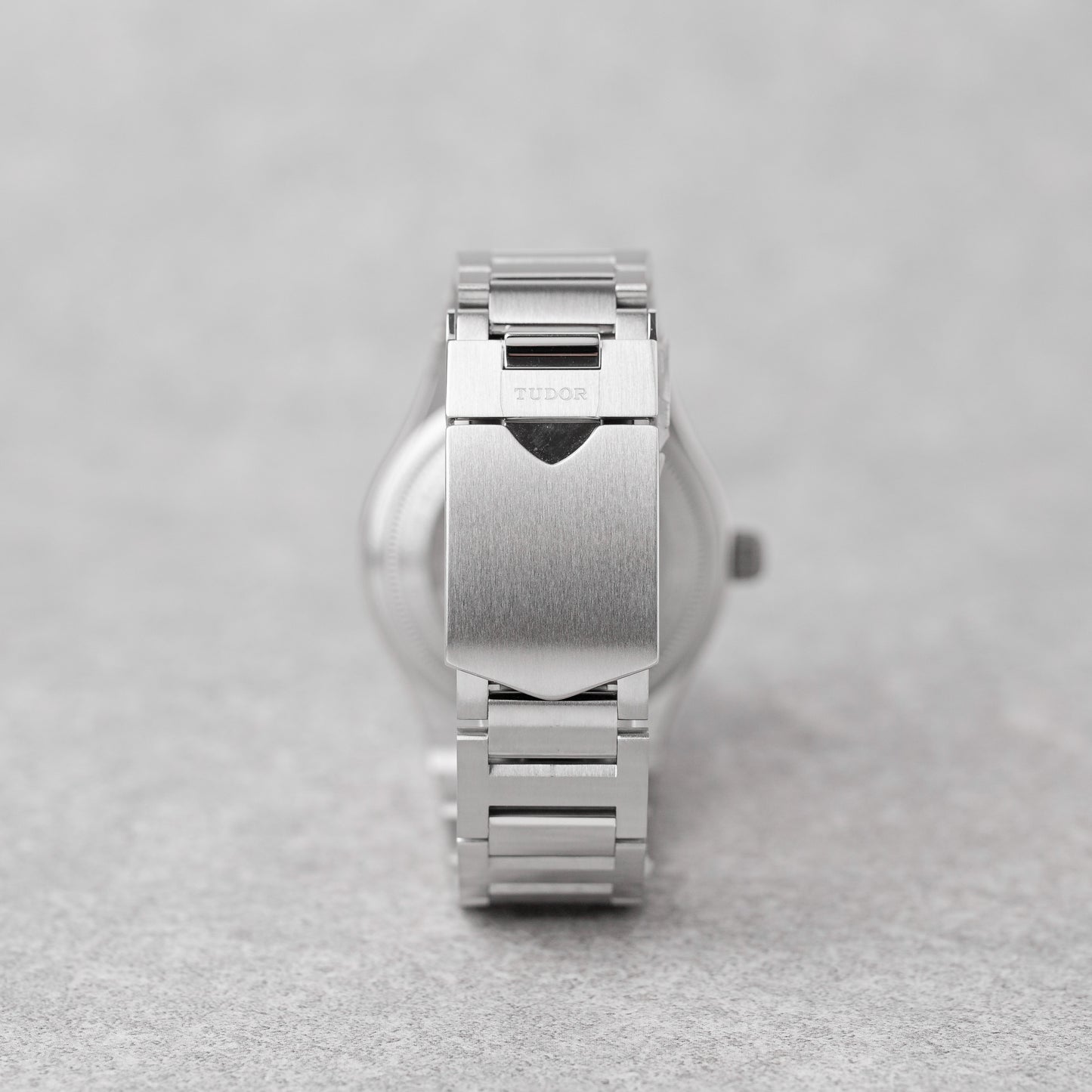 TUDOR NORTH FLAG REF: 91210N (2021)