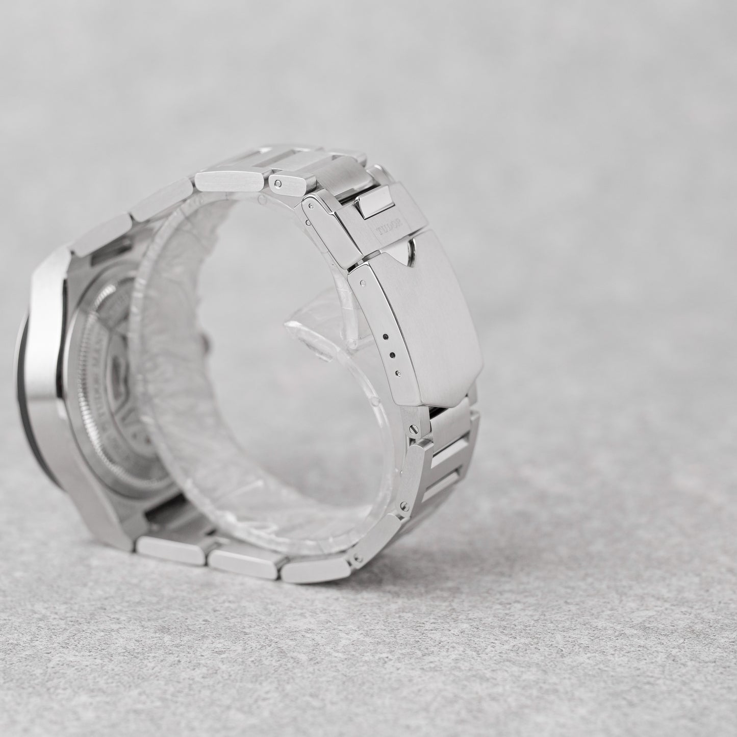 TUDOR NORTH FLAG REF: 91210N (2021)