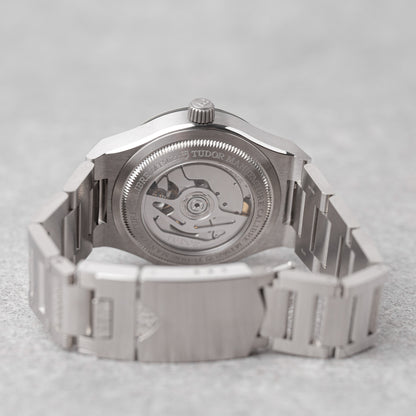 TUDOR NORTH FLAG REF: 91210N (2021)