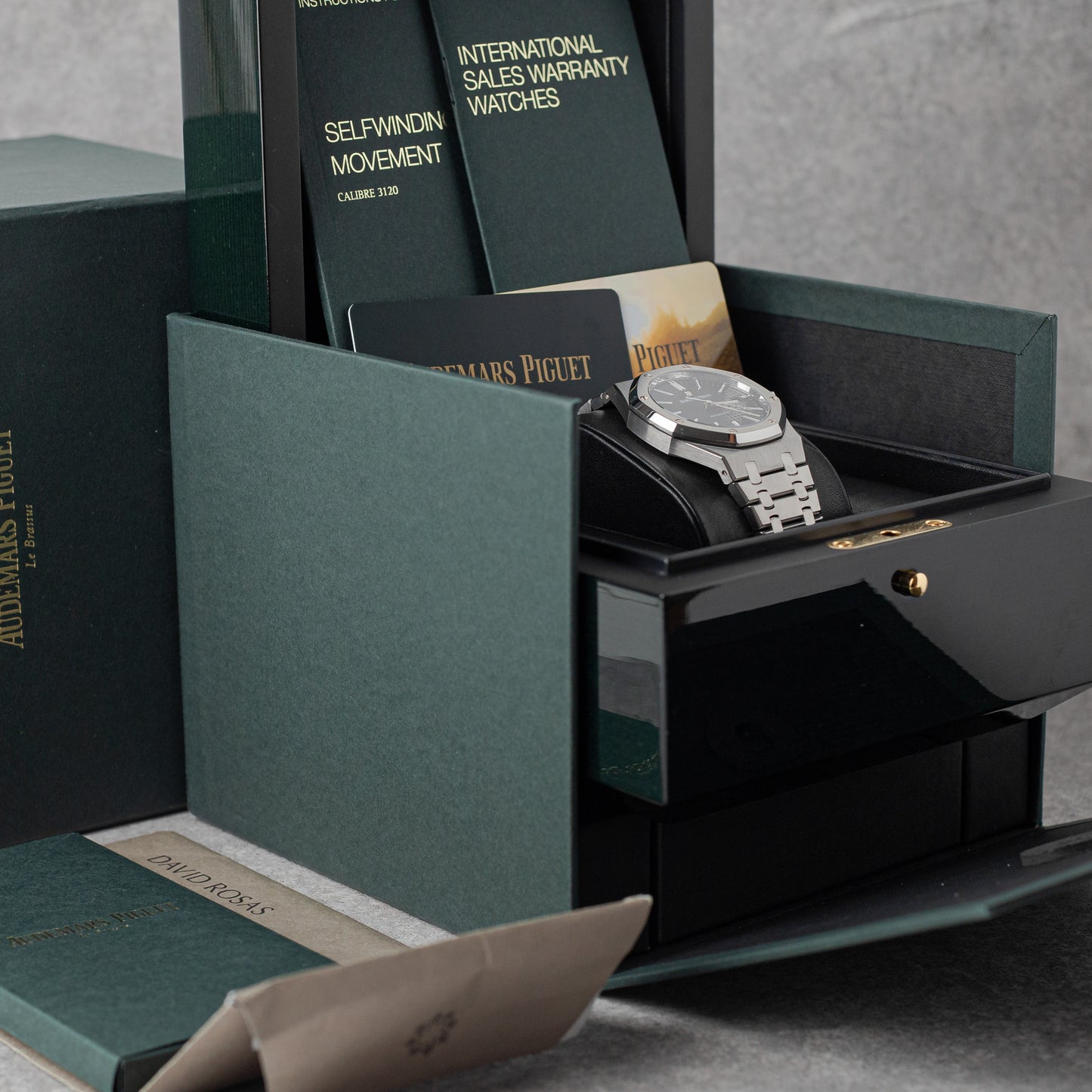 AUDEMARS PIGUET ROYAL OAK 41MM BLACK REF: 15400ST (2018)