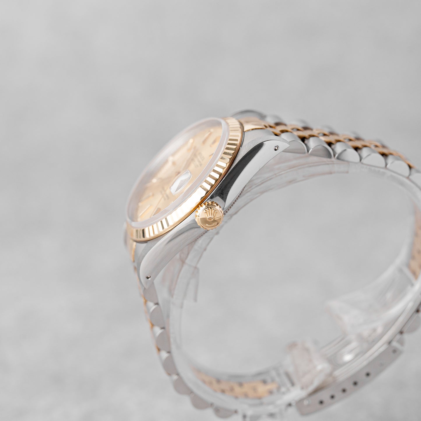 ROLEX DATEJUST 36 CHAMPAGNE DIAL REF: 16233 (1992)