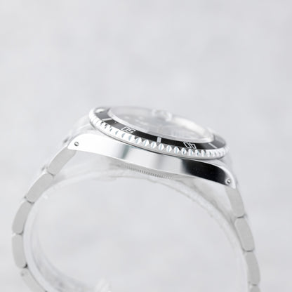 ROLEX SUBMARINER DATE REF: 16610