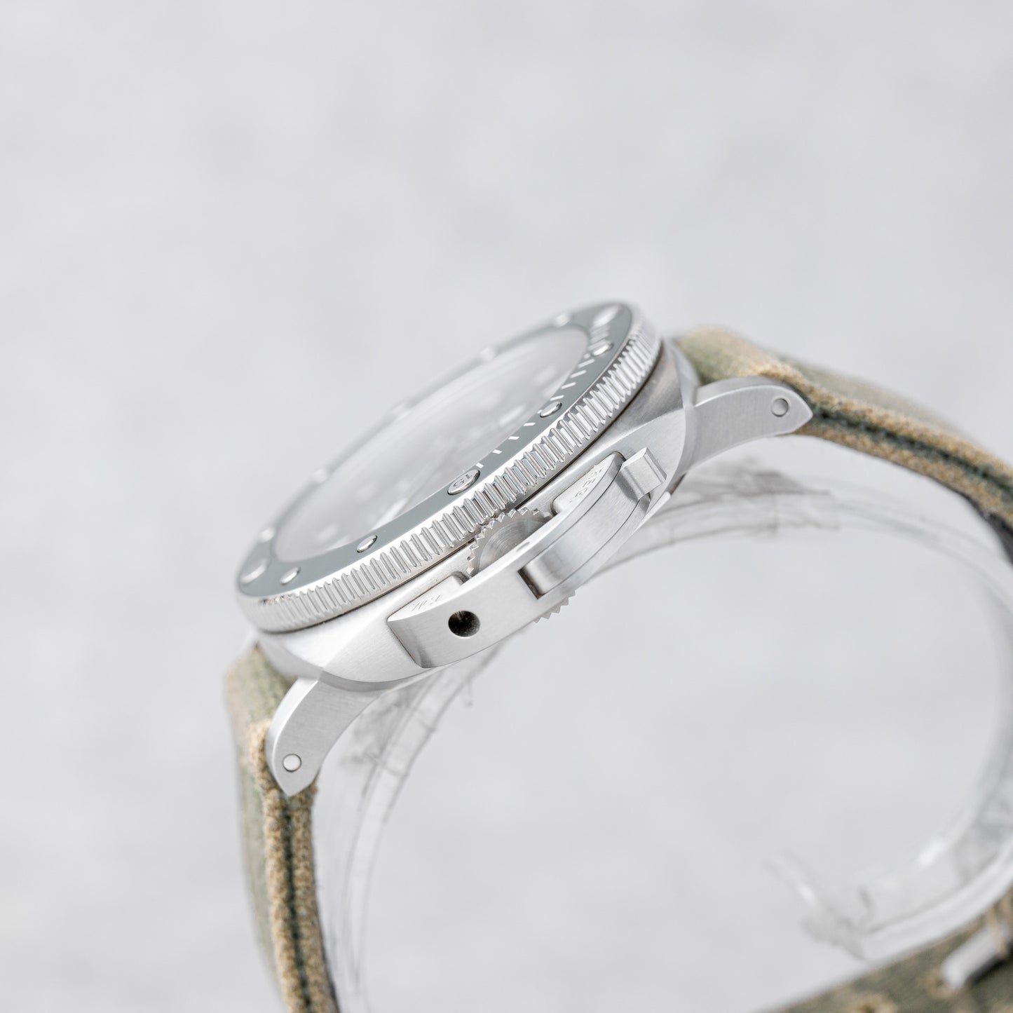 PANERAI SUBMERSIBLE MARINA MILITARE 44MM REF: PAM01697