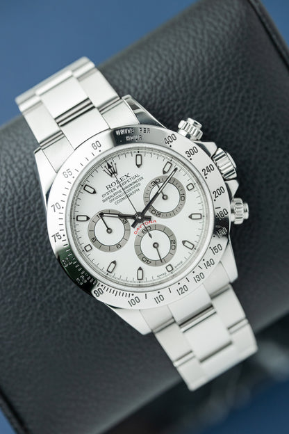 ROLEX DAYTONA "WHITE DIAL" SLIM HANDS REF: 116520 (2002)