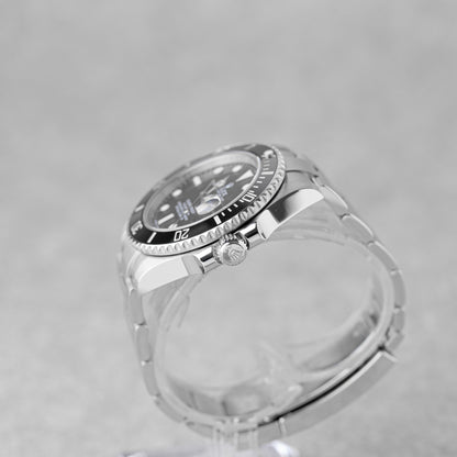 ROLEX SUBMARINER DATE REF: 116610LN (2016)