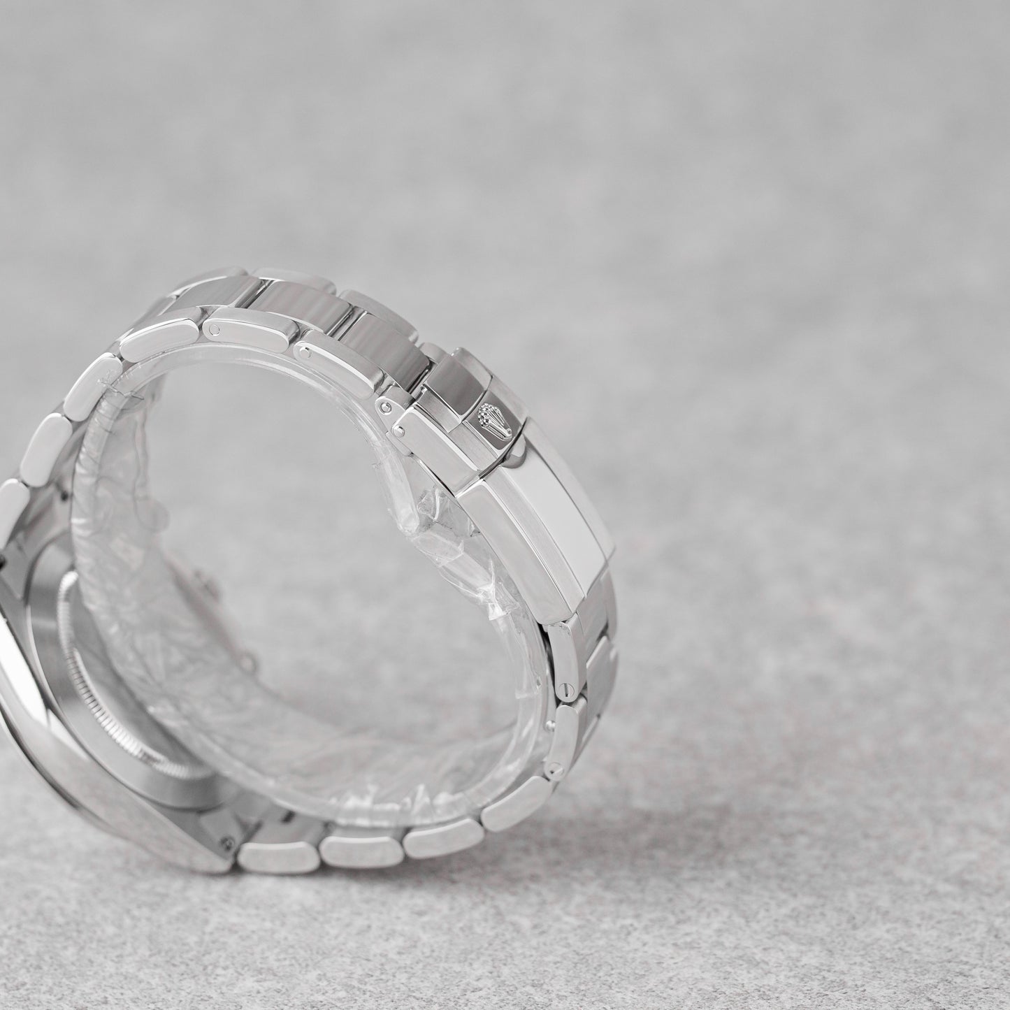 ROLEX DAYTONA "WHITE DIAL" SLIM HANDS REF: 116520 (2002)